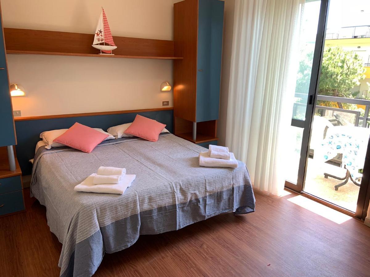 רימיני Hotel Maracaibo מראה חיצוני תמונה